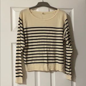 Aritzia TNA long sleeve